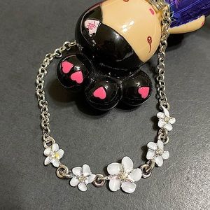 🖤NWOT💕Plumeria bracelet or anklet